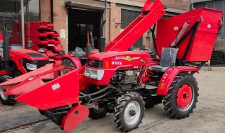 玉米收割机图片 玉米收割机图片