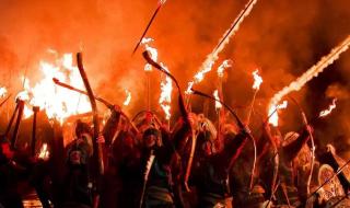 官方回应梅大高速塌陷 官方回应梅大高速塌陷