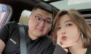 痞幼和猴哥打扑克图 痞幼和猴哥打扑克图