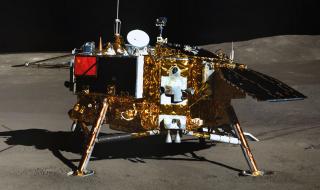 玉兔二号发现玻璃球