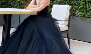 宋慧乔晒巴黎晚宴照 宋慧乔晒巴黎晚宴照